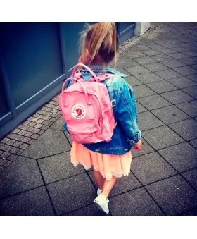 Рюкзак Fjallraven Kanken Mini 7L Pink